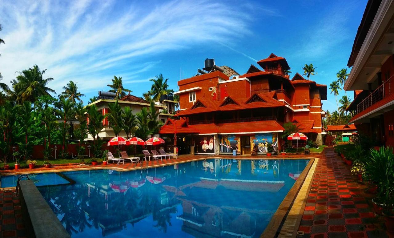 Отель Nikhil Ayurvedic Heritage Варкала Экстерьер фото
