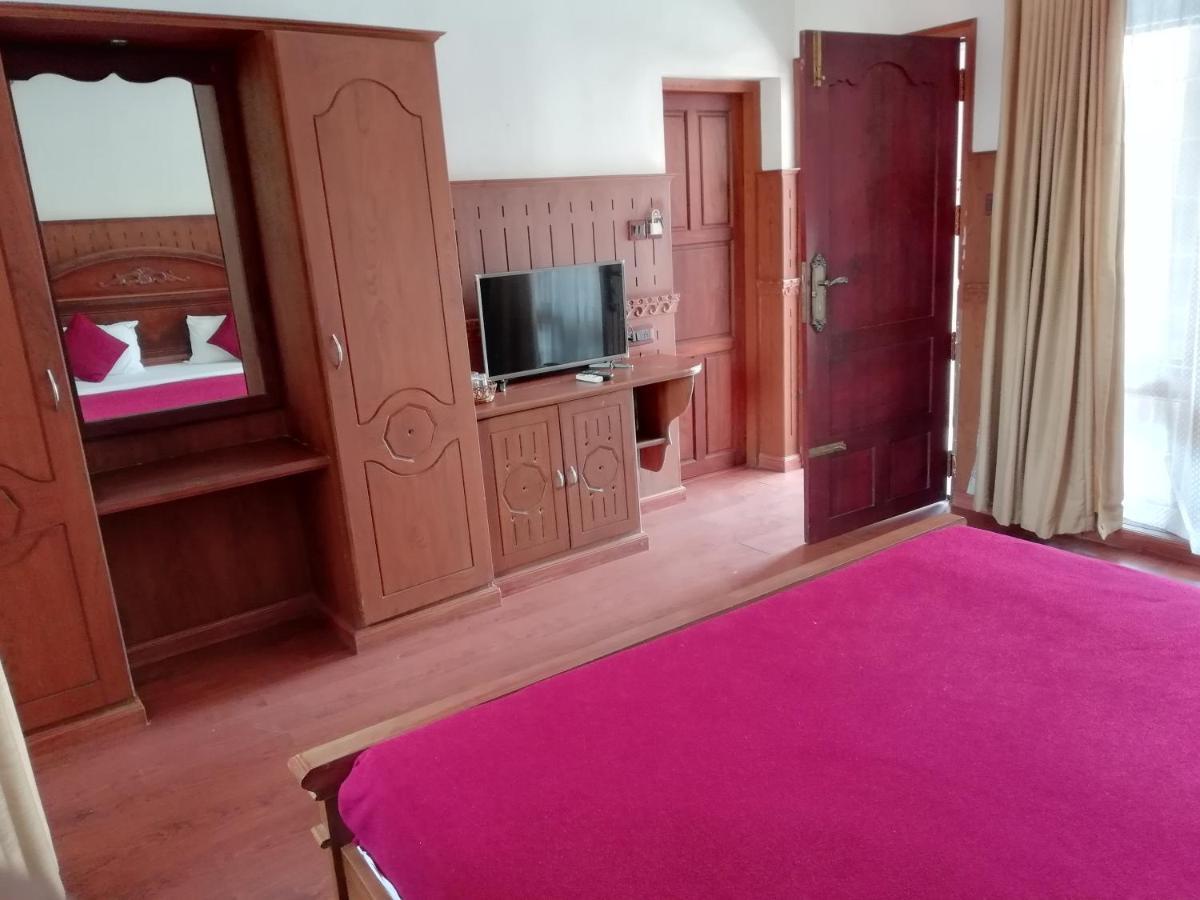 Отель Nikhil Ayurvedic Heritage Варкала Экстерьер фото