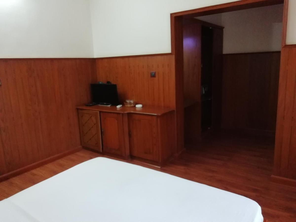 Отель Nikhil Ayurvedic Heritage Варкала Экстерьер фото